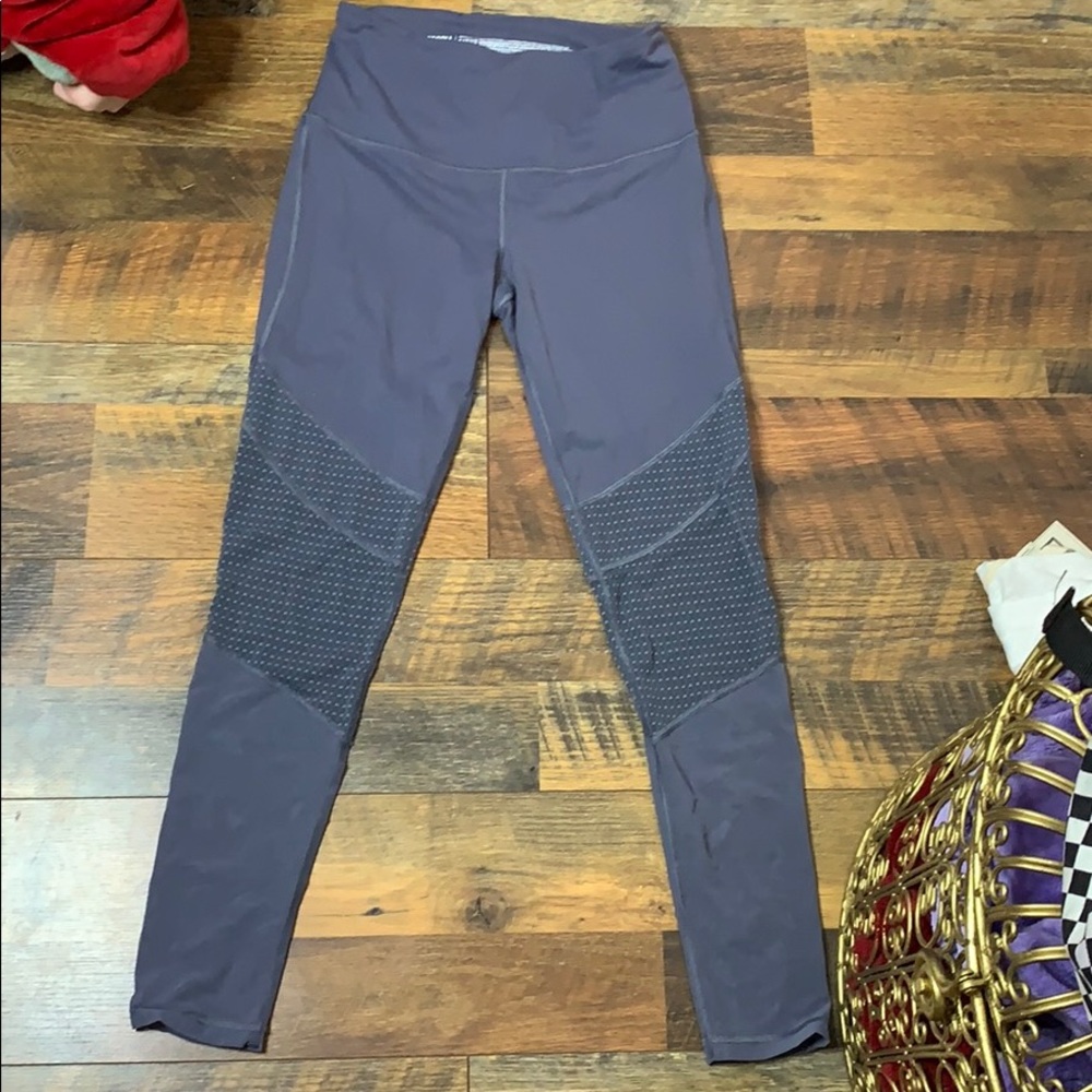 dark purple leggings